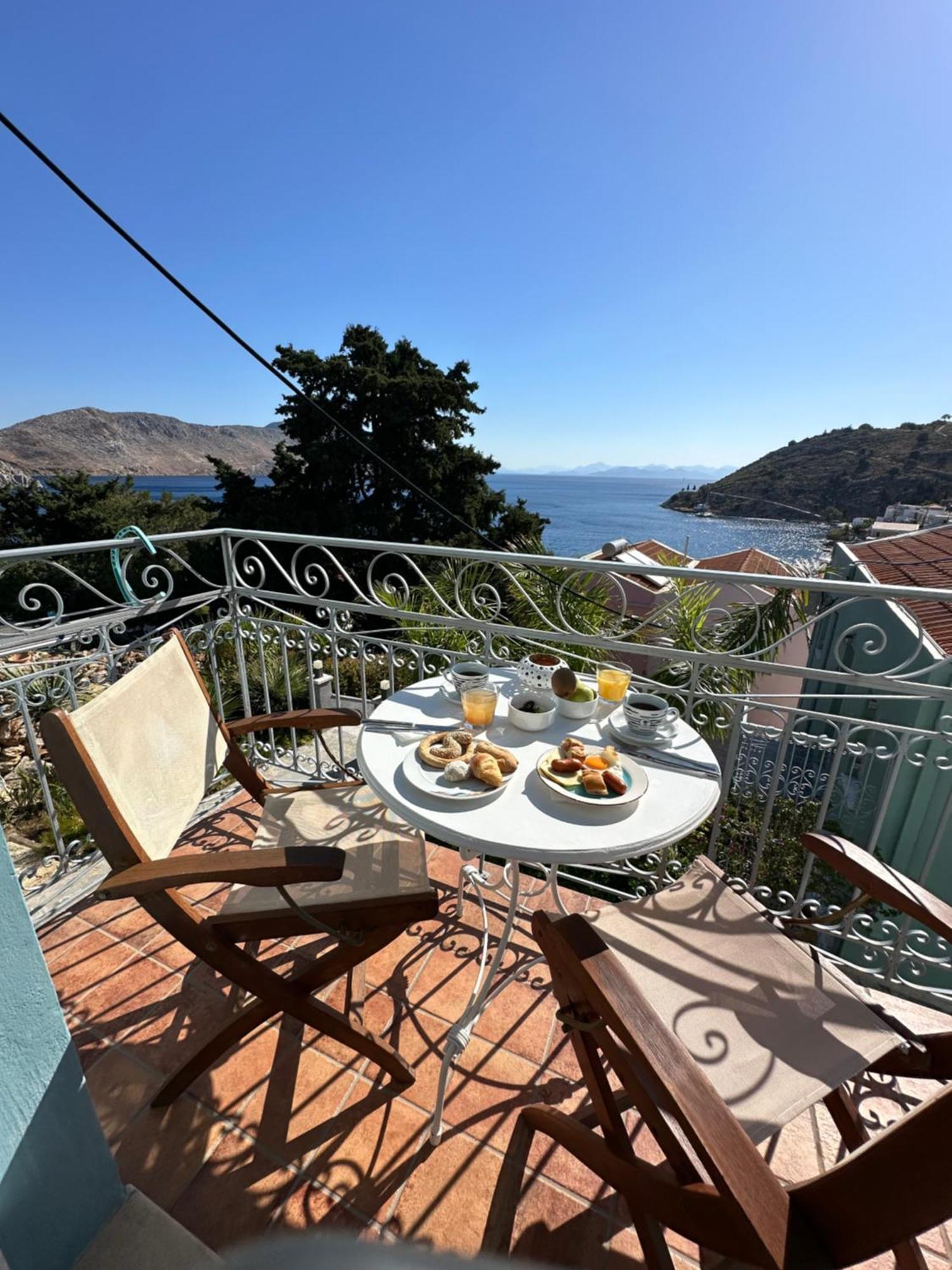 Niriides Aparthotel