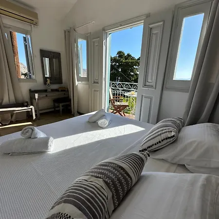 Niriides Hotel Apartments Symi Exterior photo